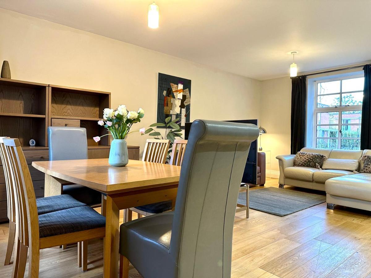 Desirable 2 Bedroom Apartment In Bicester That Sleeps 5 Eksteriør bilde